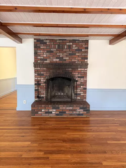 Living - 7 Englebrekt Rd, Edgecomb, ME 04556 photo 3 of 3