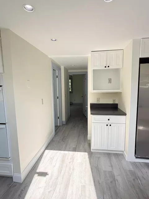 Entry Way - 7 Englebrekt Rd, Edgecomb, ME 04556 photo 2 of 3