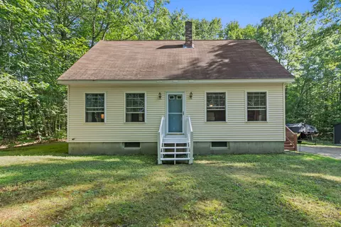 Exterior - 113 Lewis Rd, Naples, ME 04055 photo 1 of 7