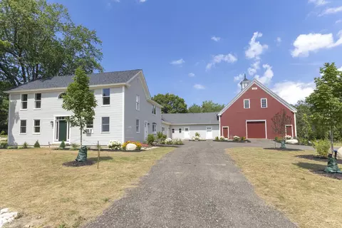 31 Gray Rd, North Yarmouth, ME 04097