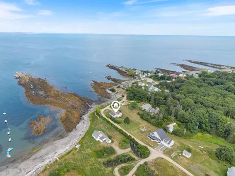 25 Peabbles Cove Rd, Cape Elizabeth, ME 04107