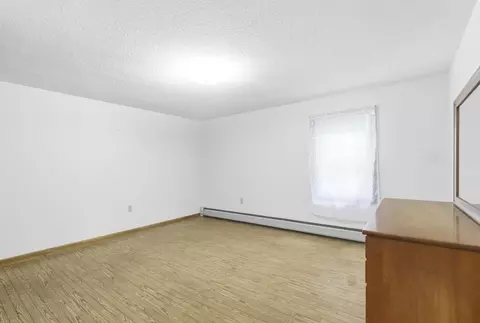 Bedroom - 174 Davis Rd, Fairfield, ME 04937 photo 2 of 6