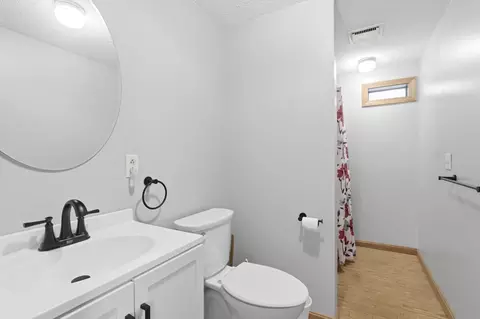 Bath - 174 Davis Rd, Fairfield, ME 04937 photo 1 of 1
