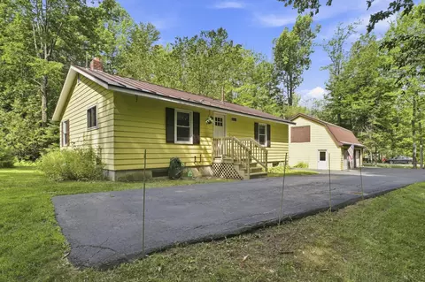 174 Davis Rd, Fairfield, ME 04937