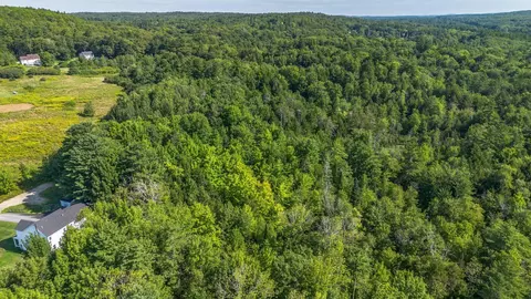 49 Wilson Rd, Cumberland, ME 04021