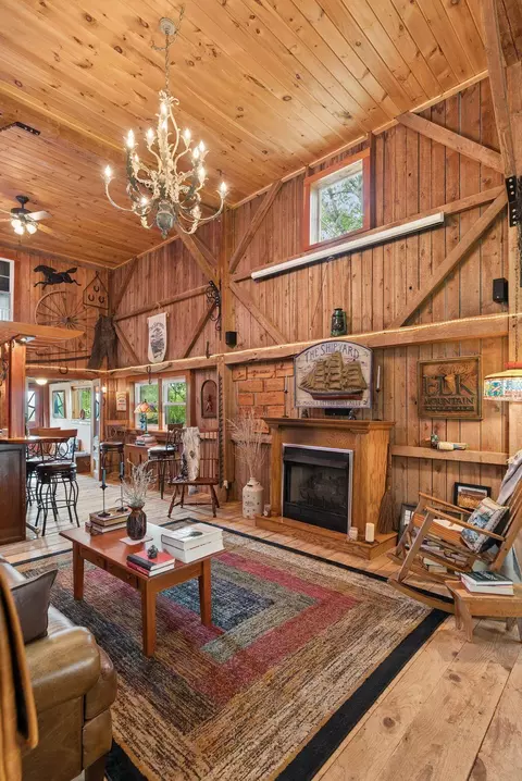234 Christian Ridge Rd, Paris, ME 04281