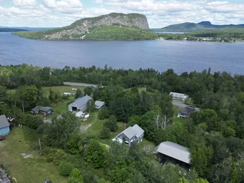 14 Marston St, Rockwood, ME 04478