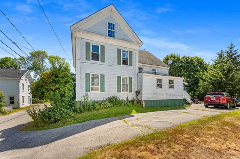 Exterior - 15 Dummer Street Ct, Bath, ME 04530 photo 2 of 10