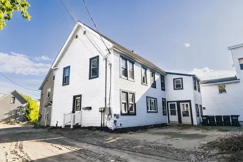 10 Lowell Ct, Lewiston, ME 04240