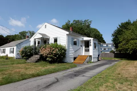 39 Florence St, South Portland, ME 04106