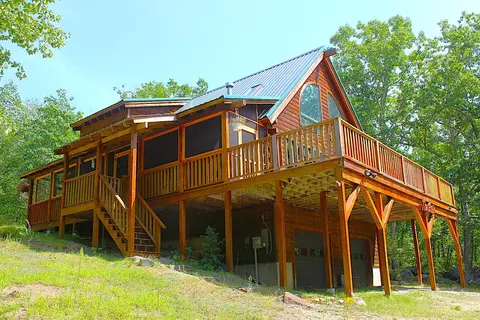 26 Ledgewood Ln, Brownfield, ME 04010