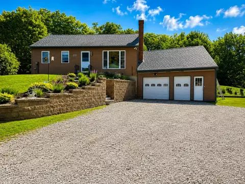 181 Munson Rd, Wilton, ME 04294