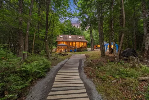 687 E Madagascal Pond Rd, Burlington, ME 04417