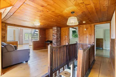 Entry Way - 10 Old Thorne Rd, Baldwin, ME 04024 photo 3 of 7