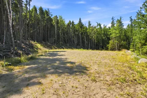 37 Corn Hill Rd, Machiasport, ME 04655