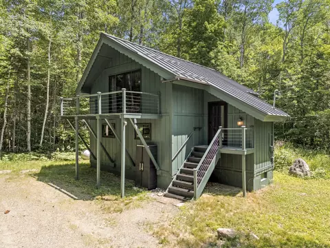 1005 Poplar Stream Rd, Carrabassett Valley, ME 04947
