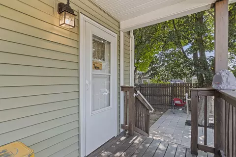 Exterior - 550 Main St, Springvale, ME 04083 photo 6 of 7