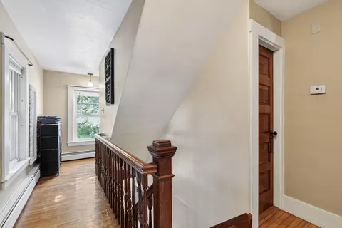 Entry Way - 550 Main St, Springvale, ME 04083 photo 3 of 7