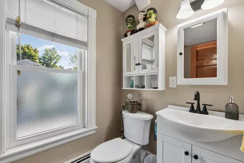 Bath - 550 Main St, Springvale, ME 04083 photo 2 of 3