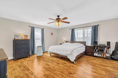 Bedroom - 319 Pine Tree Rd, Levant, ME 04456 photo 3 of 5