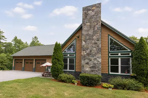 75 Laura Ln, Arundel, ME 04046