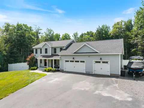 Exterior - 15 Alpine Dr, Windham, ME 04062 photo 5 of 9