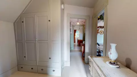 Entry Way - 69 Maine Ave, Millinocket, ME 04462 photo 4 of 5