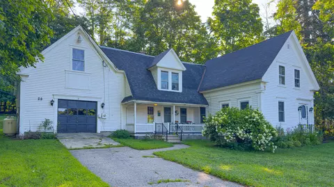 28 Sebago Rd, Hiram, ME 04041