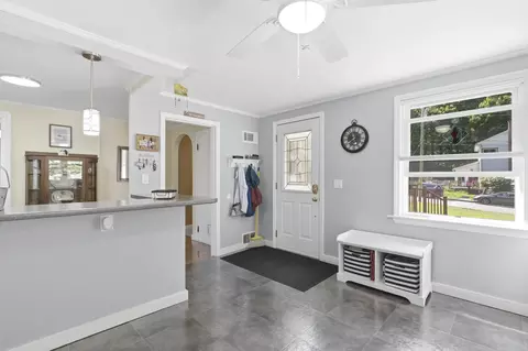Entry Way - 10 Gedney St, Augusta, ME 04330 photo 1 of 4