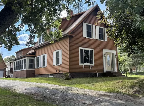 Exterior - 28 Baker St, Clinton, ME 04927 photo 2 of 9