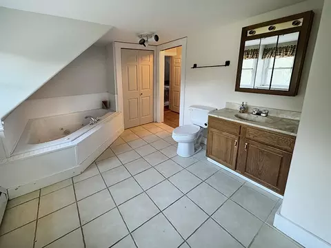 Bath - 28 Baker St, Clinton, ME 04927 photo 2 of 2