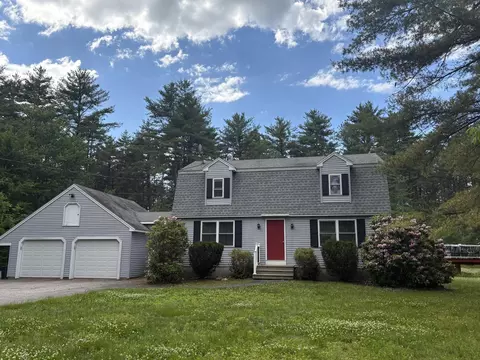 88 Landry Dr, Hollis, ME 04042