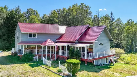 476 Plummer Rd, Palermo, ME 04354