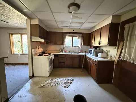 Kitchen - 20 Middle Ave, Mexico, ME 04257 photo 1 of 2