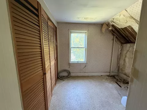 Bedroom - 20 Middle Ave, Mexico, ME 04257 photo 5 of 6