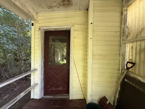 Exterior - 20 Middle Ave, Mexico, ME 04257 photo 2 of 4