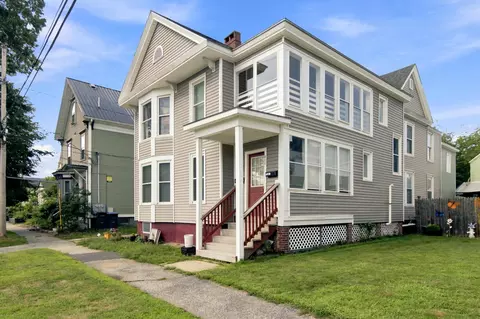 111 Pleasant St, Auburn, ME 04210