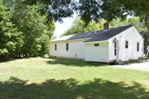 Exterior - 30 Mallison St, Gorham, ME 04038 photo 8 of 10
