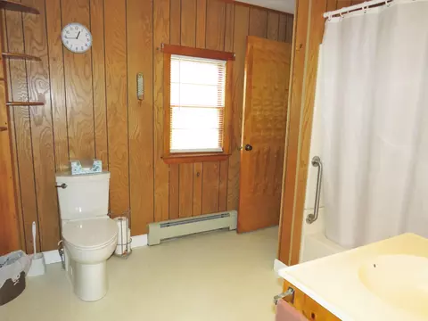 Bath - 96 Appleton Rd, Union, ME 04862 photo 1 of 2
