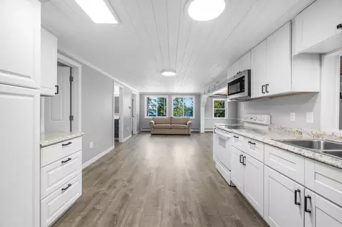 Entry Way - 44 1st Ave, Greene, ME 04236 photo 1 of 5