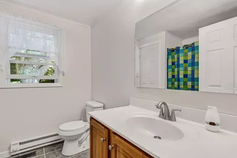 Bath - 40 Pine Ridge Rd, Cushing, ME 04563 photo 1 of 2