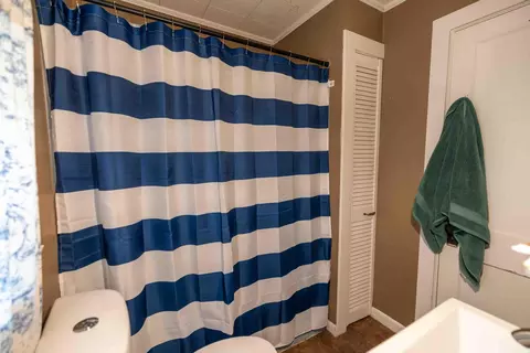 Bath - 646 Riverside Dr, Augusta, ME 04330 photo 3 of 3
