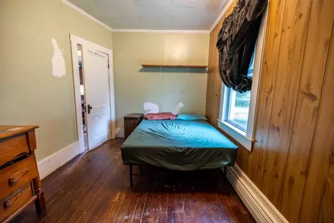 Bedroom - 646 Riverside Dr, Augusta, ME 04330 photo 2 of 6