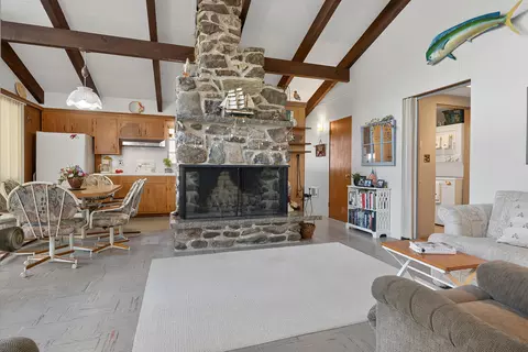 Living - 31 Moorview Ave, Ogunquit, ME 03907 photo 5 of 5