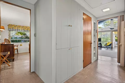 Entry Way - 31 Moorview Ave, Ogunquit, ME 03907 photo 3 of 4