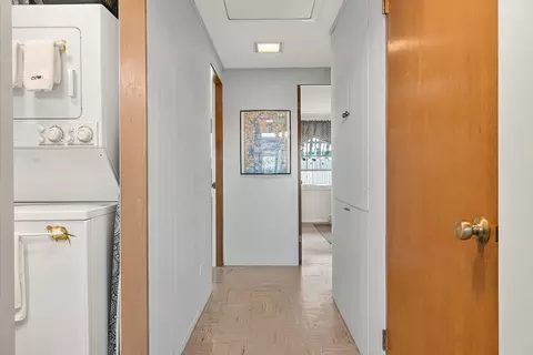 Entry Way - 31 Moorview Ave, Ogunquit, ME 03907 photo 2 of 4