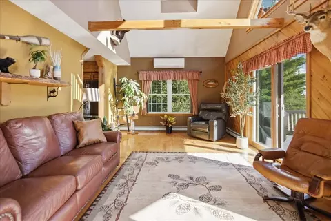 Living - 76 Daggett Dr, Raymond, ME 04071 photo 2 of 9