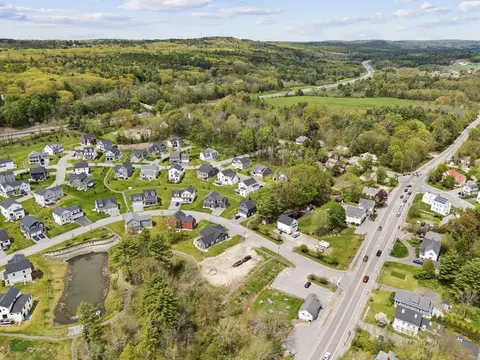6 Bluebird Trl # -8, Falmouth, ME 04105