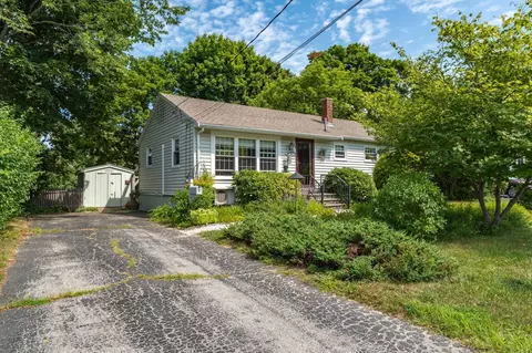 1 Katherine St, Brunswick, ME 04011