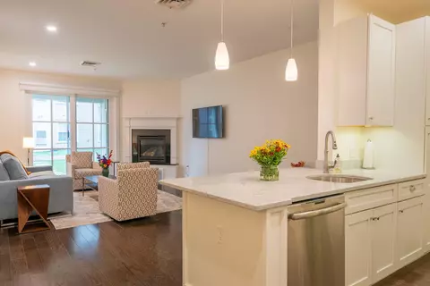 22 Hancock St #211, Portland, ME 04101